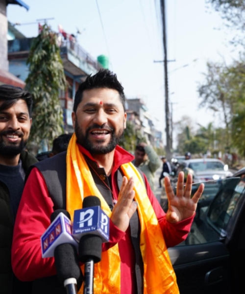 राजनीतिक दाउपेचका आधारमा चरित्रहत्या गराउने प्रपञ्चको शिकार हुन पुगेको छु रवि : लामिछाने