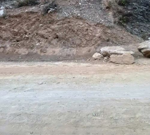 डेढ वर्षमा बन्नुपर्ने सडक तीन वर्षमा पनि बनेन