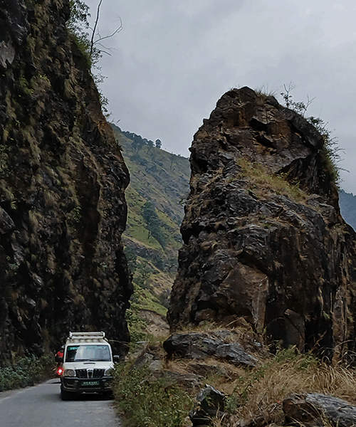 सहज बन्दै मनाङको यात्रा