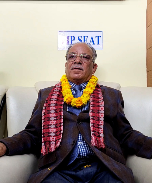 केपी ओली रहँदासम्म बाम एकता सम्भव छैन : प्रचण्ड