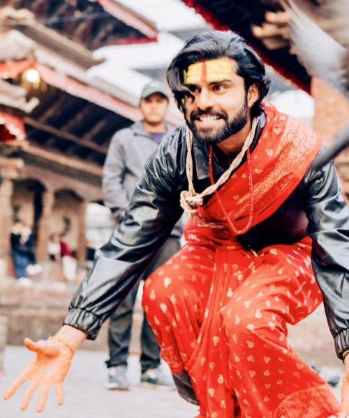 चलचित्र ‘डोरी’को प्रदर्शन पूर्व अभिनेता कुशवाहाको अनौठो प्रचार गतिविधि