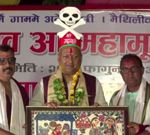 मधेश प्रदेशका मुख्यमन्त्री सतिस कुमार सिंह ‘महामूर्ख’ घोषित