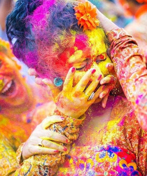 आज फागु पूर्णिमा, हर्षोल्लासका साथ होली मनाइँदै
