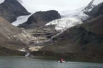 हिमालय क्षेत्रमा सूक्ष्मजीवः जलवायु परिवर्तनसंग अन्तरसम्बन्ध