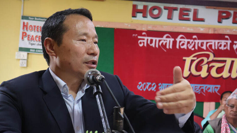 बिचौलियाले नै पार्टी खोलेर देश चलाउने अडान लिन थालेः वर्षमान पुन