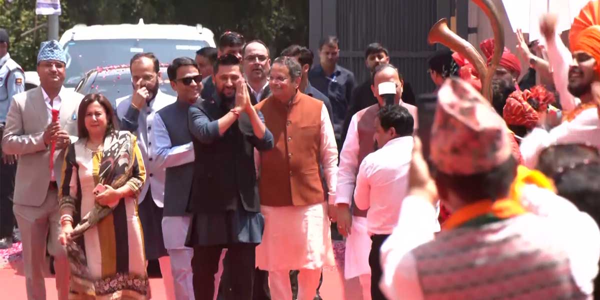 रवि लामिछानेलाई भाजपाको मुख्यालयमा बाजागाजासहित भव्य स्वागत